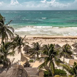 niken-beachfront-tulum-hotel.tulum-hotels.net/